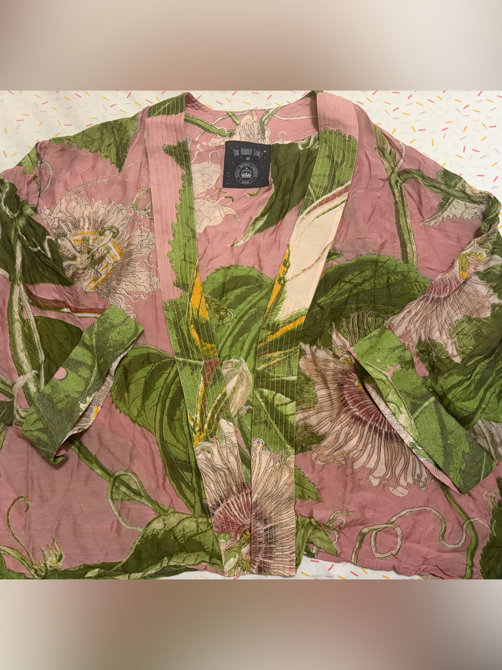 One Hundred Stars Kew Passion Flower Short Kimono
